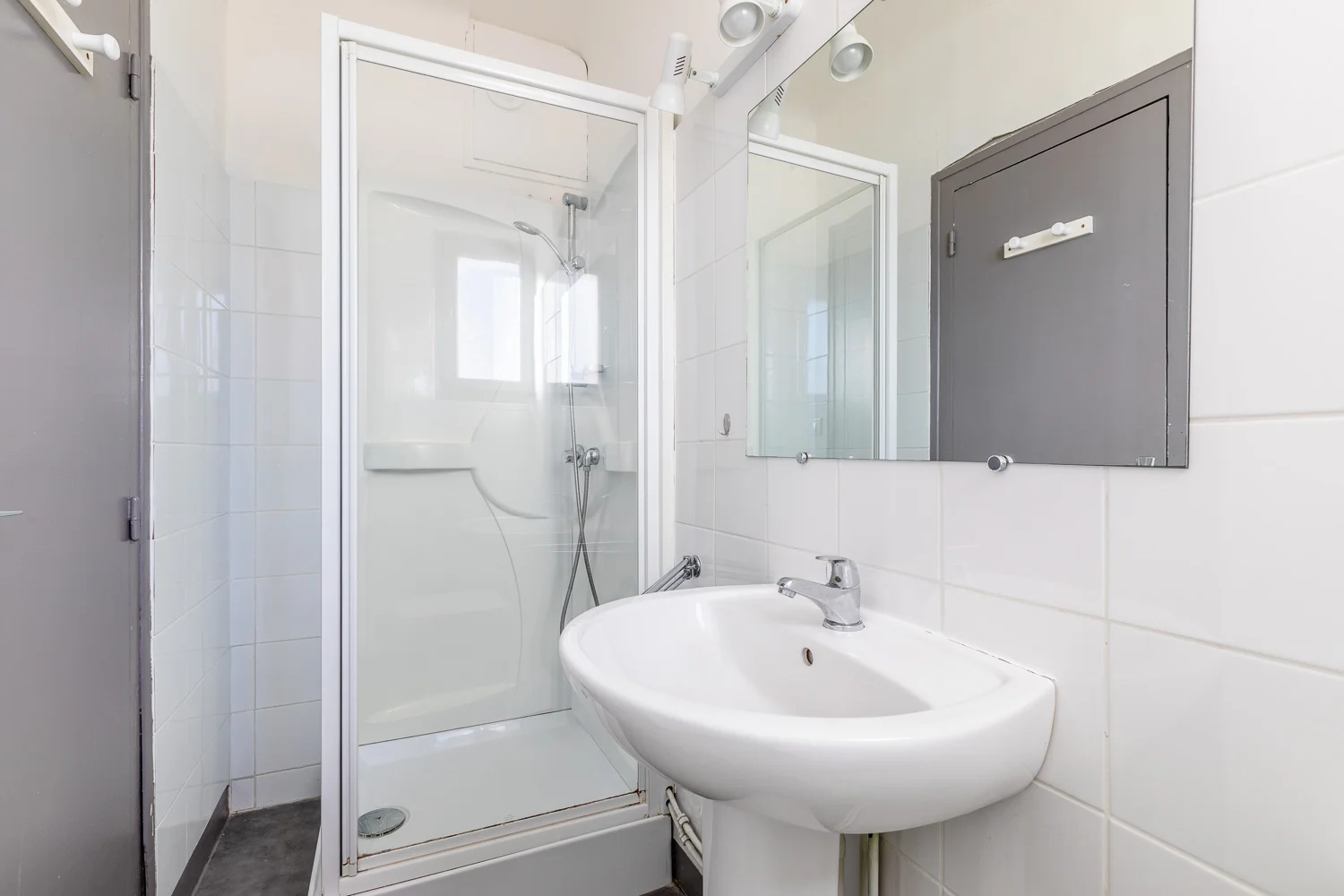 Petit Studio Tuc D'Eauze Salle de Bain